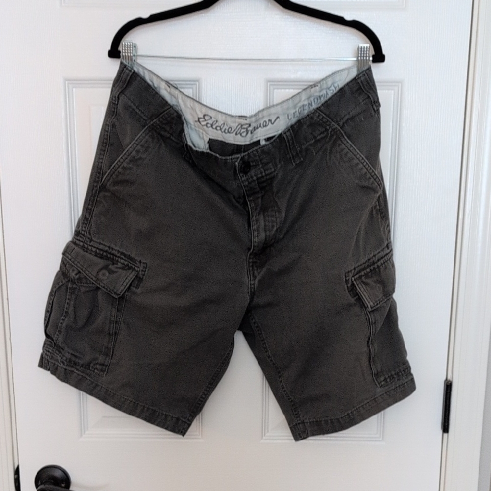 Eddie Bauer Men's Dark Gray Cargo Shorts
